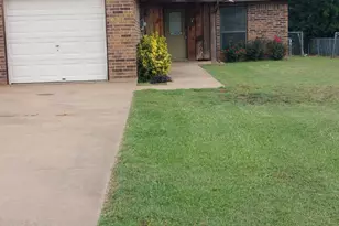 3612 Mandy Dr, Granbury, TX 76048 - Photo 1