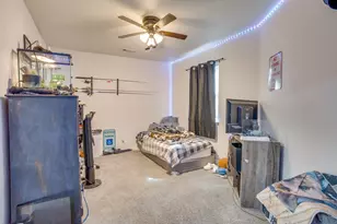 109 W Purdom Ave, Alvarado, TX 76009 - Photo 36