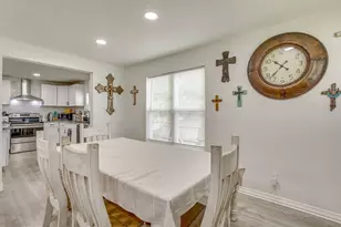 109 W Purdom Ave, Alvarado, TX 76009 - Photo 16