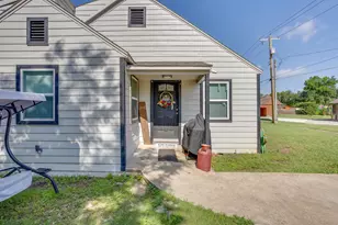 109 W Purdom Ave, Alvarado, TX 76009 - Photo 1