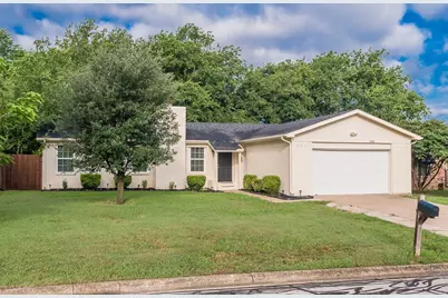 504 Circleview Drive, Mansfield, TX 76063 - Photo 2