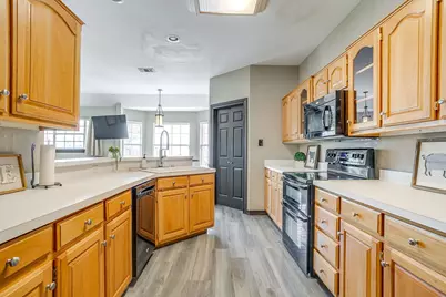 9928 Wandering Way Street, Benbrook, TX 76126 - Photo 20