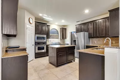 14570 Turnbridge Drive, Frisco, TX 75035 - Photo 8