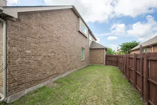917 Swan Ridge Dr, Sherman, TX 75092 - Photo 26