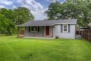10065 Comanche, Quinlan, TX 75474 - Photo 2