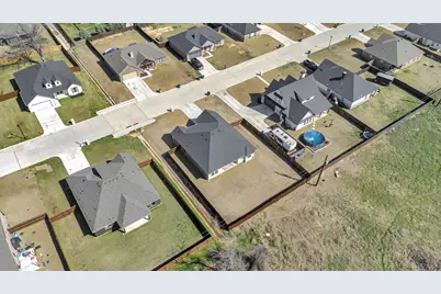 2202 Briarwood Drive, Bridgeport, TX 76426 - Photo 38