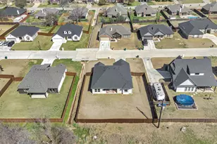 2202 Briarwood Dr, Bridgeport, TX 76426 - Photo 36