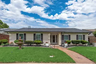 1911 White Rose Ln, Carrollton, TX 75007 - Photo 2