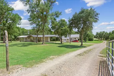 720 Cr 312, McGregor, TX 76657 - Photo 22