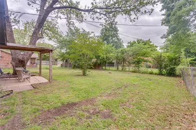 2012 Bradford Drive, Arlington, TX 76010 - Photo 14