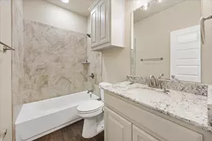 1916 Town Creek Cir, Weatherford, TX 76086 - Photo 8