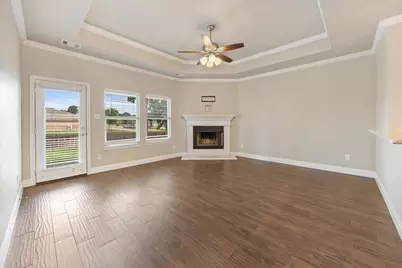 1916 Town Creek Circle, Weatherford, TX 76086 - Photo 18