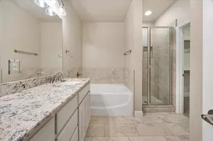 1916 Town Creek Cir, Weatherford, TX 76086 - Photo 24