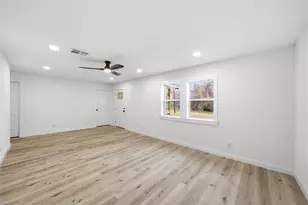 1221 Chestnut St, Waco, TX 76704 - Photo 6