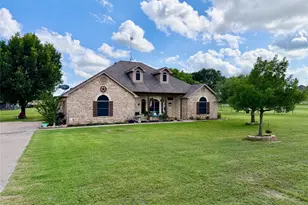 3220 Skinner Rd, Midlothian, TX 76065 - Photo 2