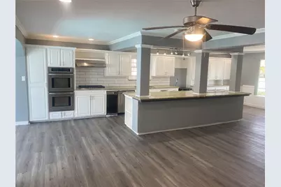 821 Arrowhead Drive, Garland, TX 75043 - Photo 2
