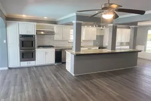 821 Arrowhead Dr, Garland, TX 75043 - Photo 2