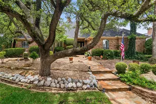 4008 Brookside Dr, Bedford, TX 76021 - Photo 2