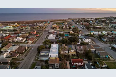 808 Sealy Street #B, Galveston, TX 77550 - Photo 26