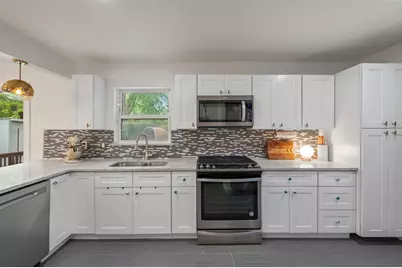 10846 Sharondale Drive, Dallas, TX 75228 - Photo 12
