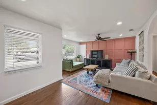 10846 Sharondale Dr, Dallas, TX 75228 - Photo 16