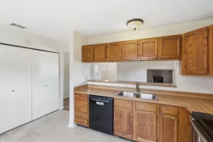 3612 Glenview Dr, Corinth, TX 76210 - Photo 8