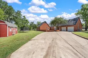 700 Jackson, McGregor, TX 76657 - Photo 22