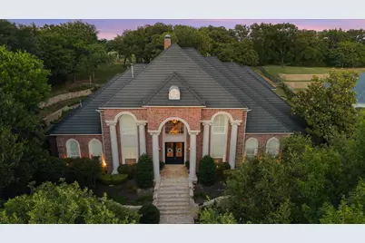 2325 Panorama Court, Arlington, TX 76016 - Photo 2