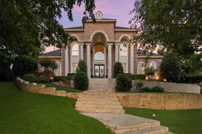 2325 Panorama Court, Arlington, TX 76016 - Photo 2