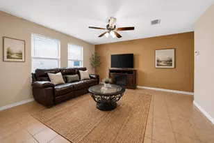 14052 Firebush Ln, Fort Worth, TX 76052 - Photo 4