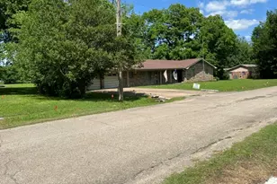 304 Sunset St, Roxton, TX 75477 - Photo 26