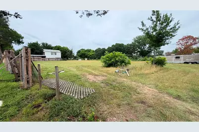 1126 Riverwood Road, Dallas, TX 75217 - Photo 2