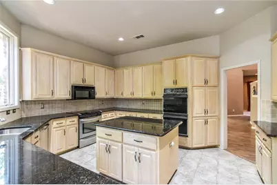 1113 Shady Oaks Circle, McKinney, TX 75072 - Photo 6