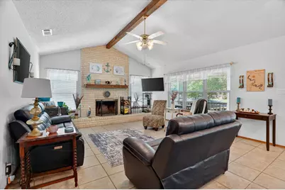 4204 Chaparral Court, Granbury, TX 76049 - Photo 6