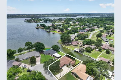 4204 Chaparral Court, Granbury, TX 76049 - Photo 1