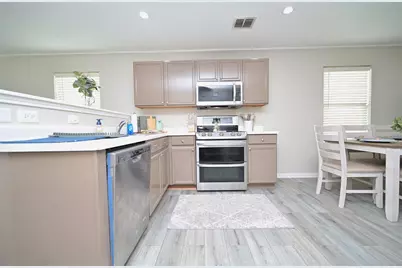 6701 Waterhill Lane, Fort Worth, TX 76179 - Photo 6