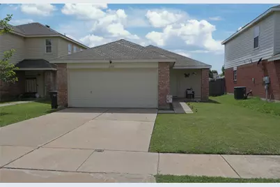 6701 Waterhill Lane, Fort Worth, TX 76179 - Photo 2