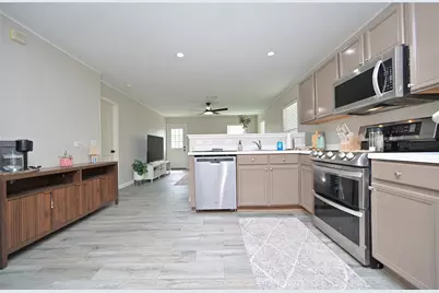 6701 Waterhill Lane, Fort Worth, TX 76179 - Photo 10