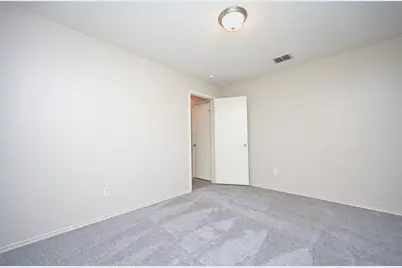 6701 Waterhill Lane, Fort Worth, TX 76179 - Photo 32