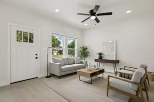 2834 Tanner St, Dallas, TX 75215 - Photo 2
