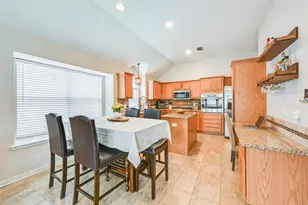 5713 Trinity Ln, Haltom City, TX 76137 - Photo 8