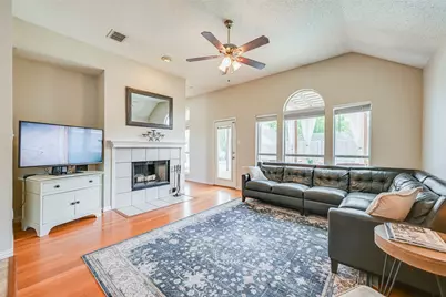 5713 Trinity Lane, Haltom City, TX 76137 - Photo 14