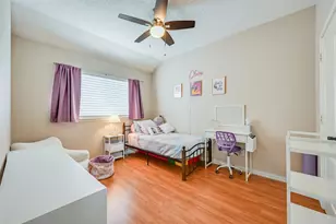 5713 Trinity Ln, Haltom City, TX 76137 - Photo 18
