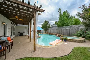 5713 Trinity Ln, Haltom City, TX 76137 - Photo 22
