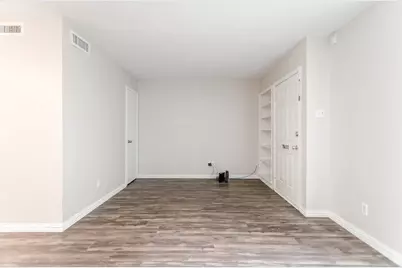 9808 Valley Meadow Place, Dallas, TX 75220 - Photo 8