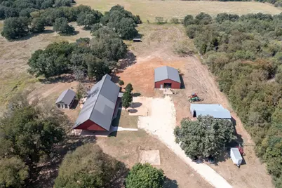 423 A Hcr 1439, Covington, TX 76636 - Photo 4