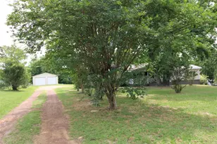 1967 Hopson Dr, Athens, TX 75752 - Photo 6