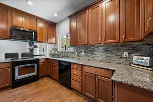 4111 Highgrove Dr, Arlington, TX 76001 - Photo 12