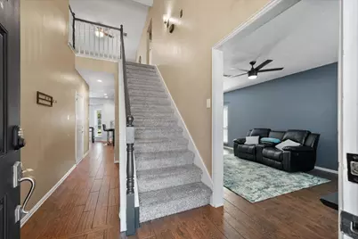 4111 Highgrove Drive, Arlington, TX 76001 - Photo 8