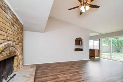 5702 Magnolia Lane, Rowlett, TX 75089 - Photo 4